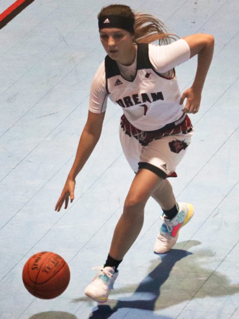 Alana Eves