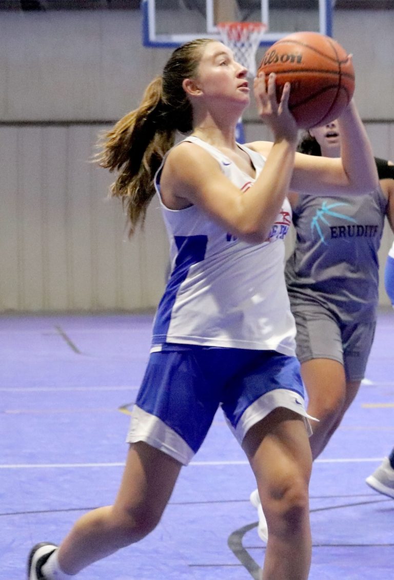 Lindsey Garrison