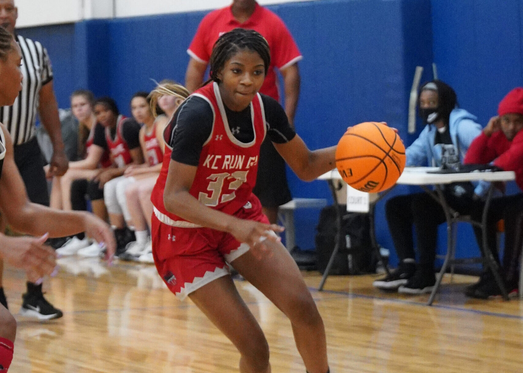 Grassroots Team Spotlight Della Basketball Club 17U Prep Girls Hoops