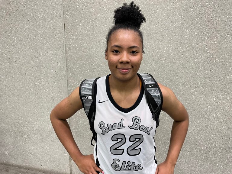 Run 4 the Roses: Class of 2022 Wings