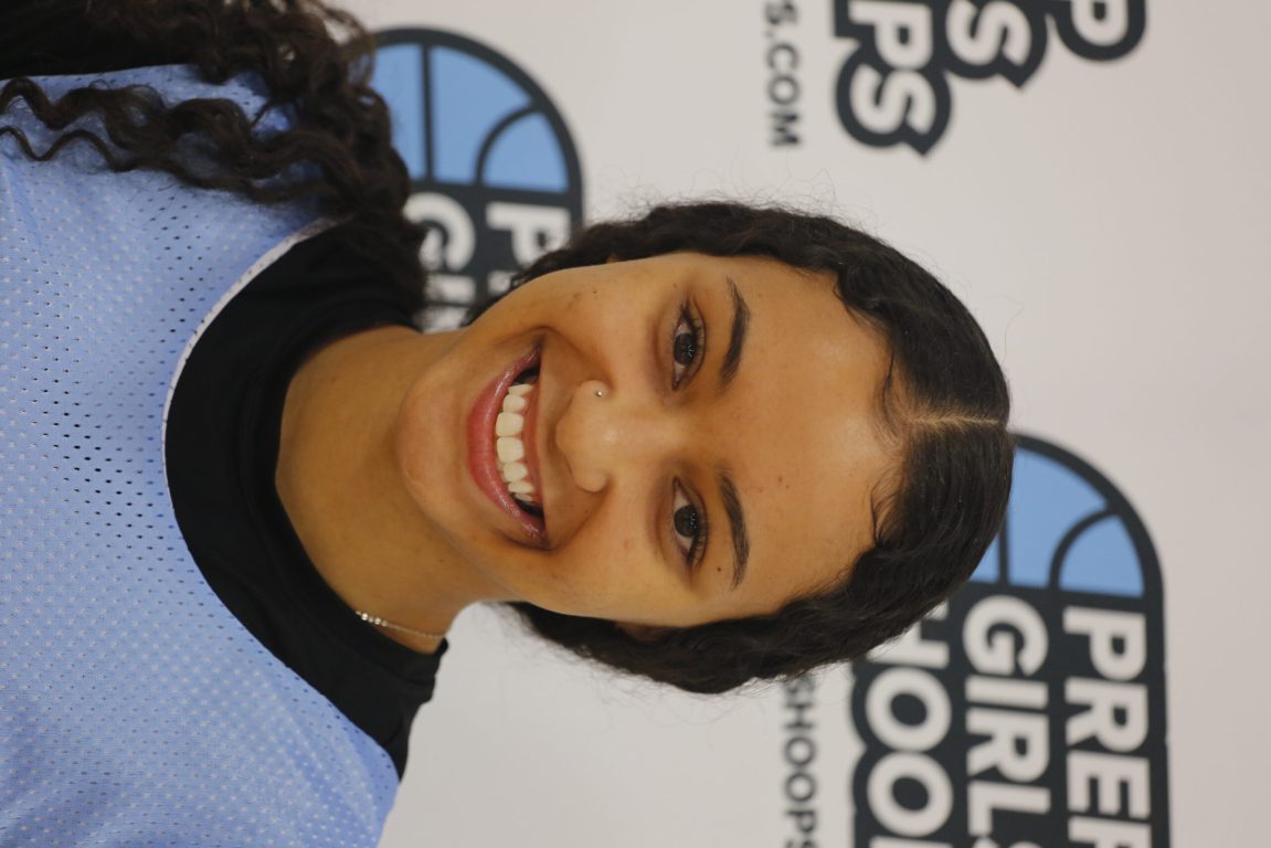 Akajia Handsom