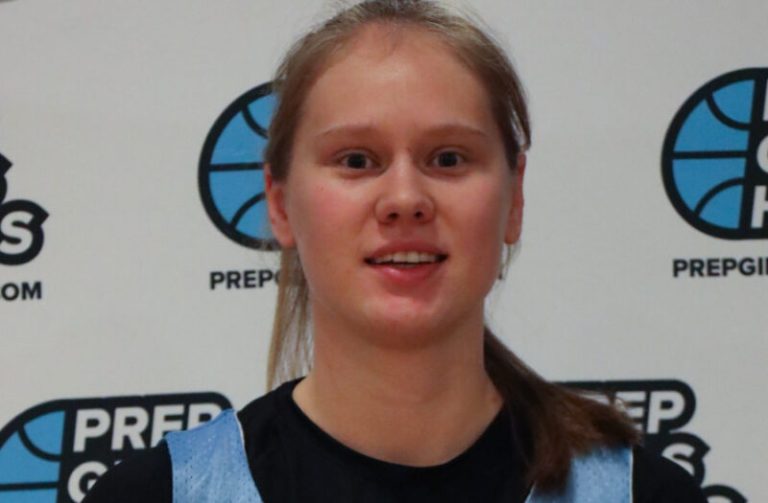 Boo Williams Holiday Classic
