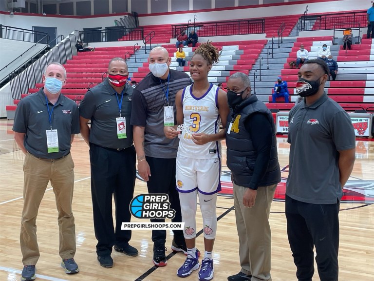 SC’s Queens of the Castle Showcase – Sunshine &amp; Valley Standouts