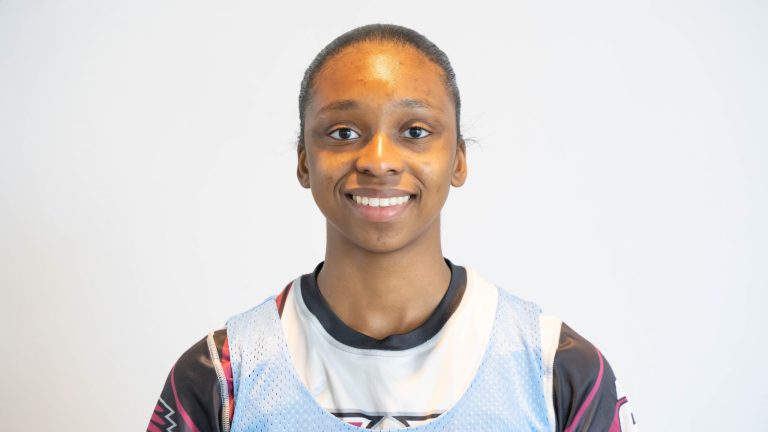 Sandy&#039;s Spiel Showdown: Standout Forwards