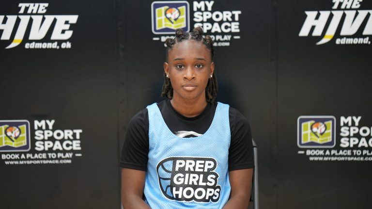 Chrinasia Elbert