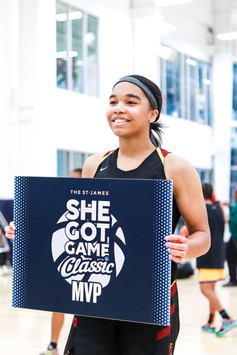 She Got Game: Wings