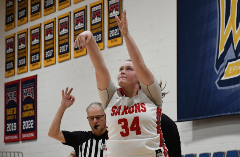 Portland Holiday Classic: Emerald &amp; Sapphire Watch