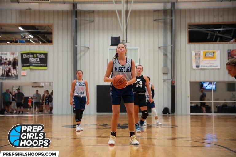 Grassroots Team Spotlight on the Missouri Select 17U