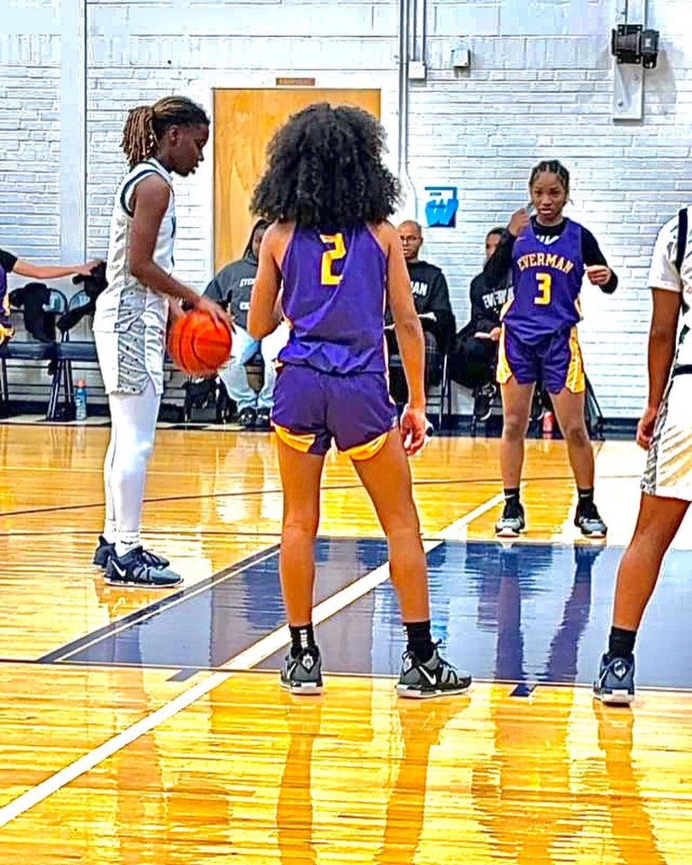 Ayana Alvarez-Holmes