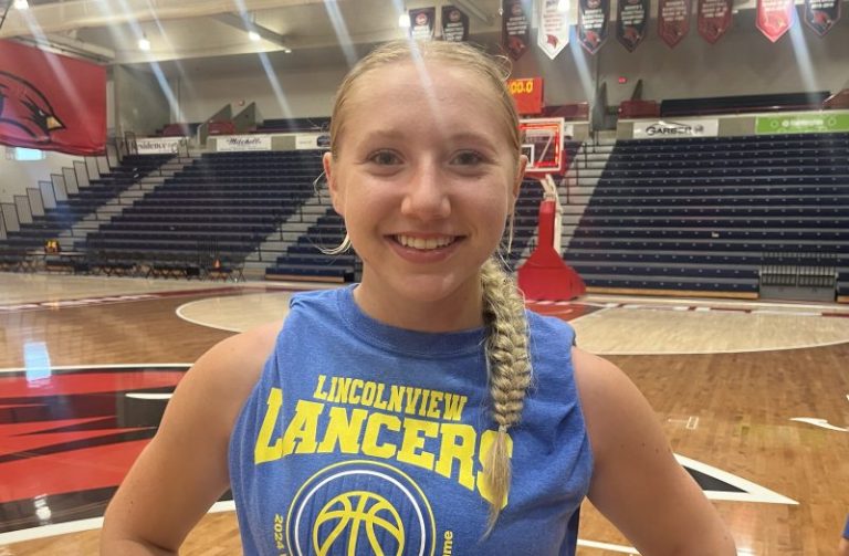 26&#039;s Performing at the SVSU Elite Camp