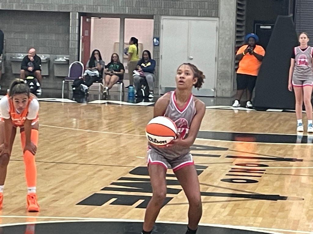Grassroots Team Spotlight on EWA-Della Gold