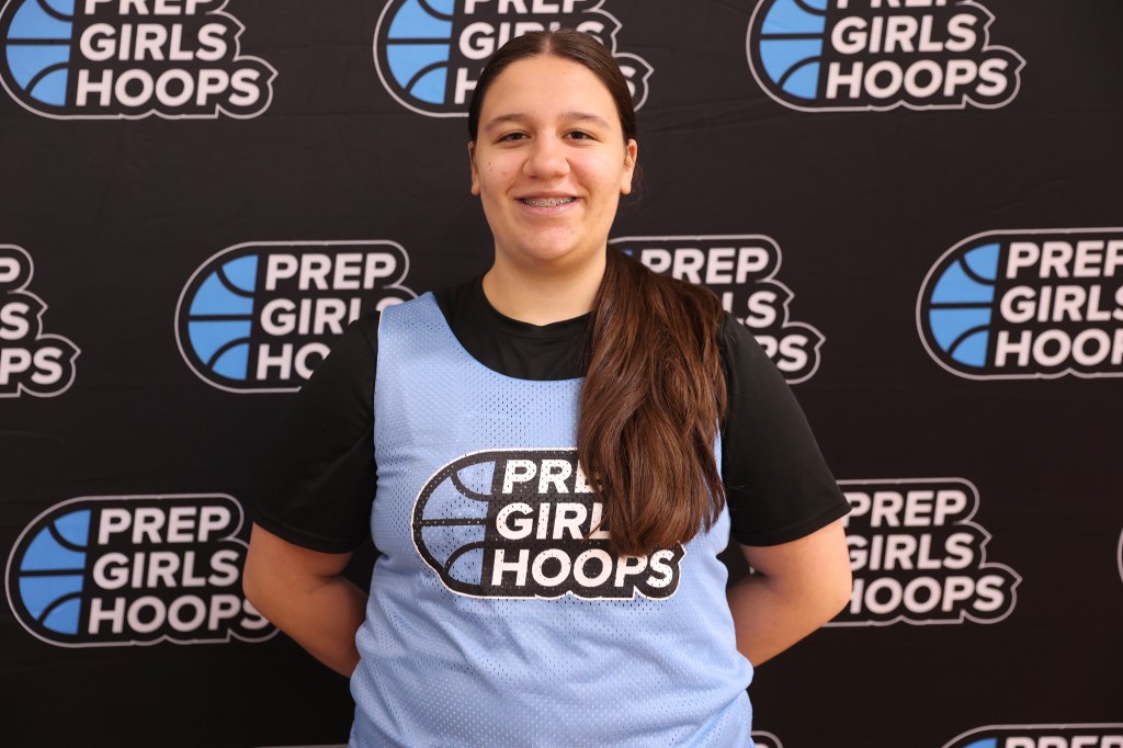 Chrysanthie Kamarinos