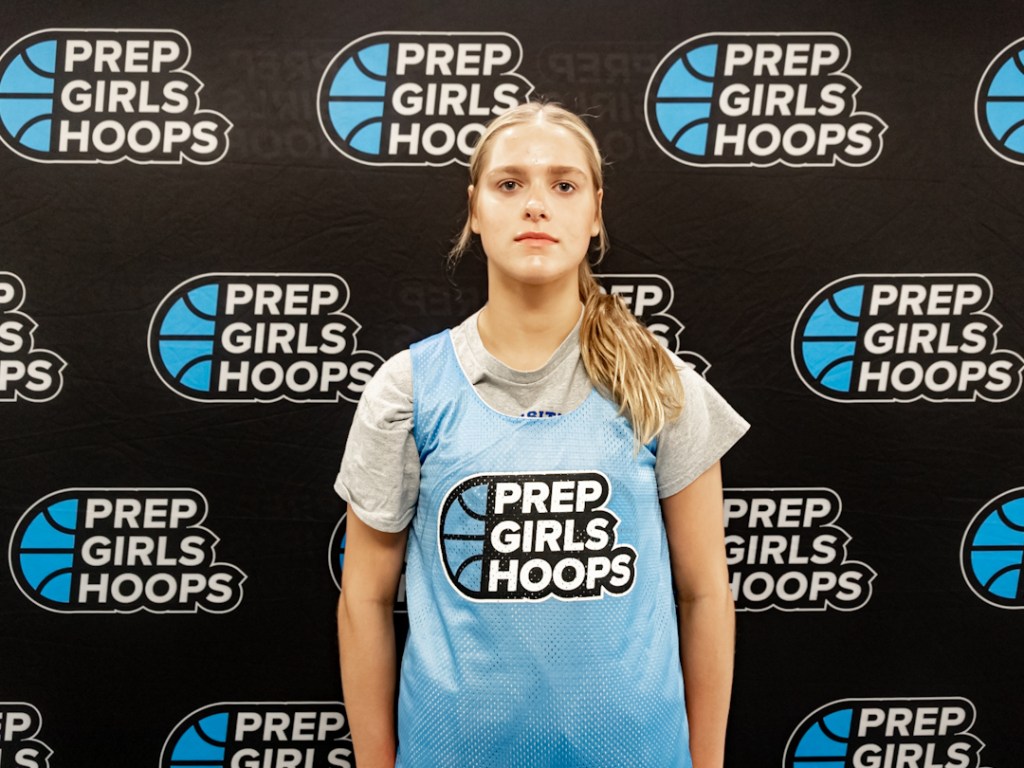 Glue Girls in the SEC