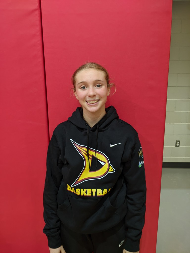 Ella Mangett