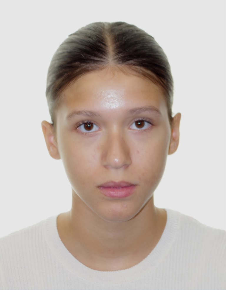 Analia Sferruzza