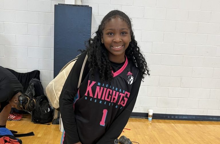 Azarriah Knight