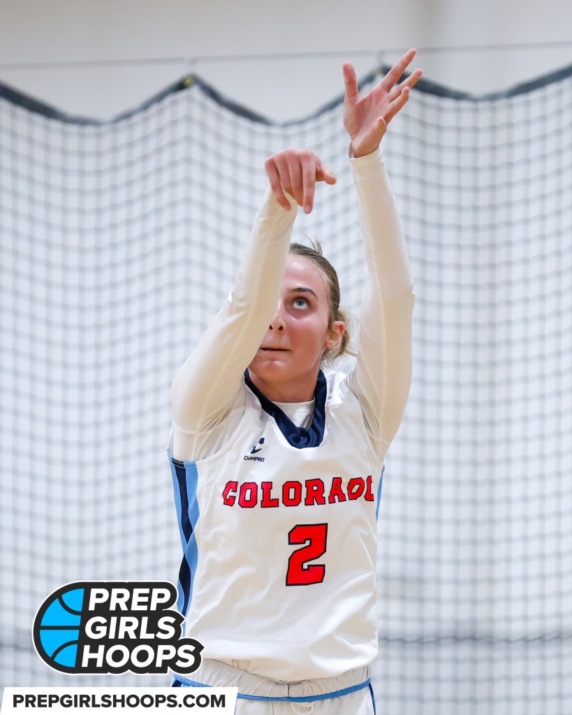 Mirror Image, Different Styles: Twin Hoopers Standing Out