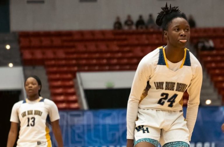 Dynamic Duos: Seniors Writing their final chapter