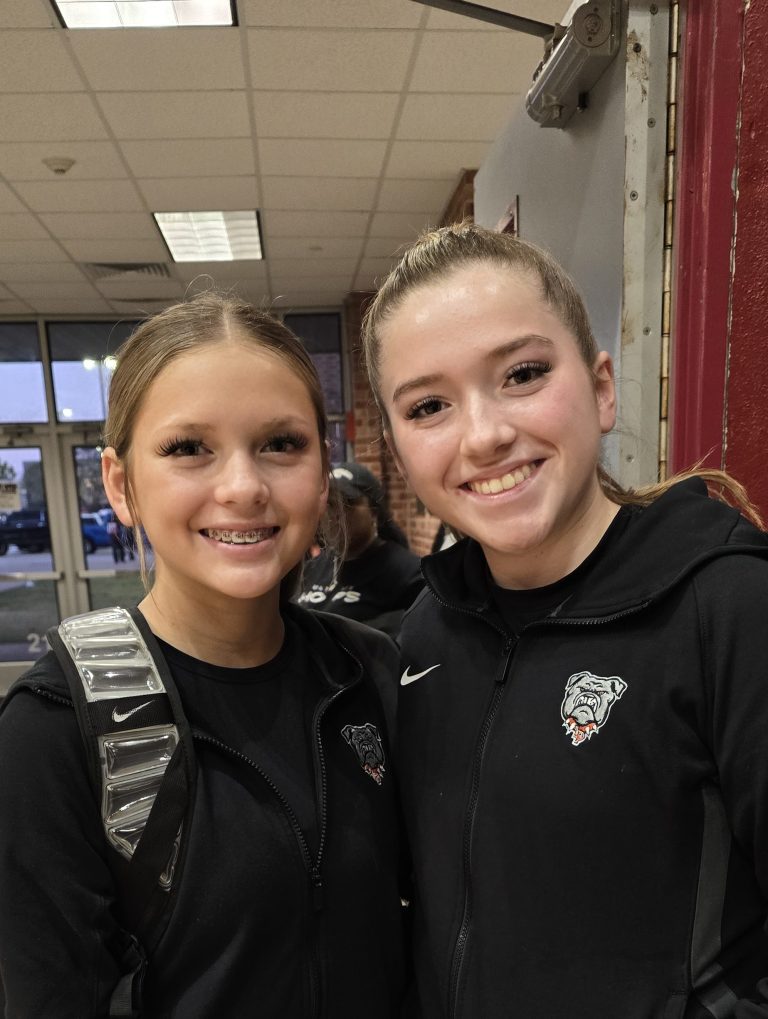 Sister Acts Go Off : Peggy Whitley Classic