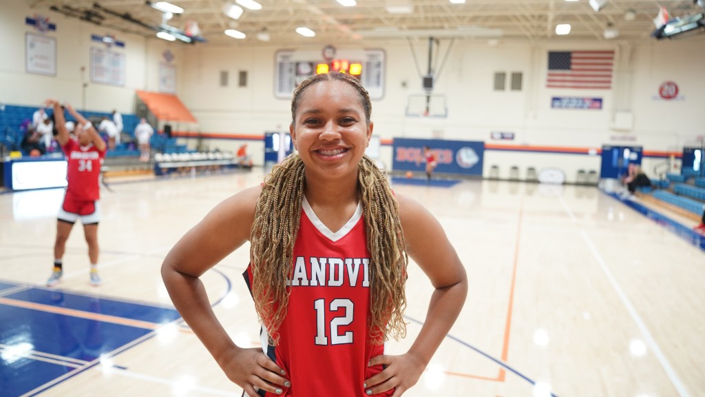 More Impressive Performances at IE Thanksgiving Classic