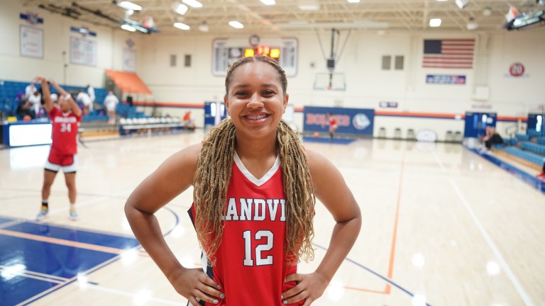 More Impressive Performances at IE Thanksgiving Classic