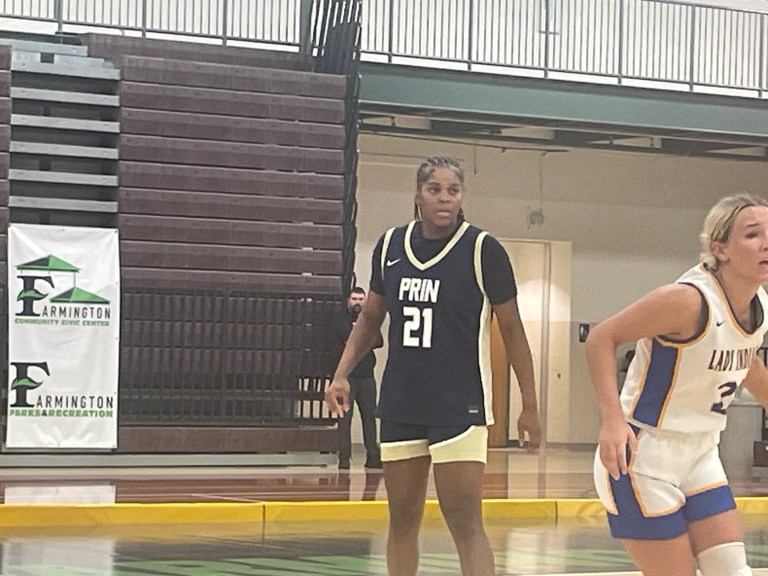 Giants Basketball Showcase Standouts