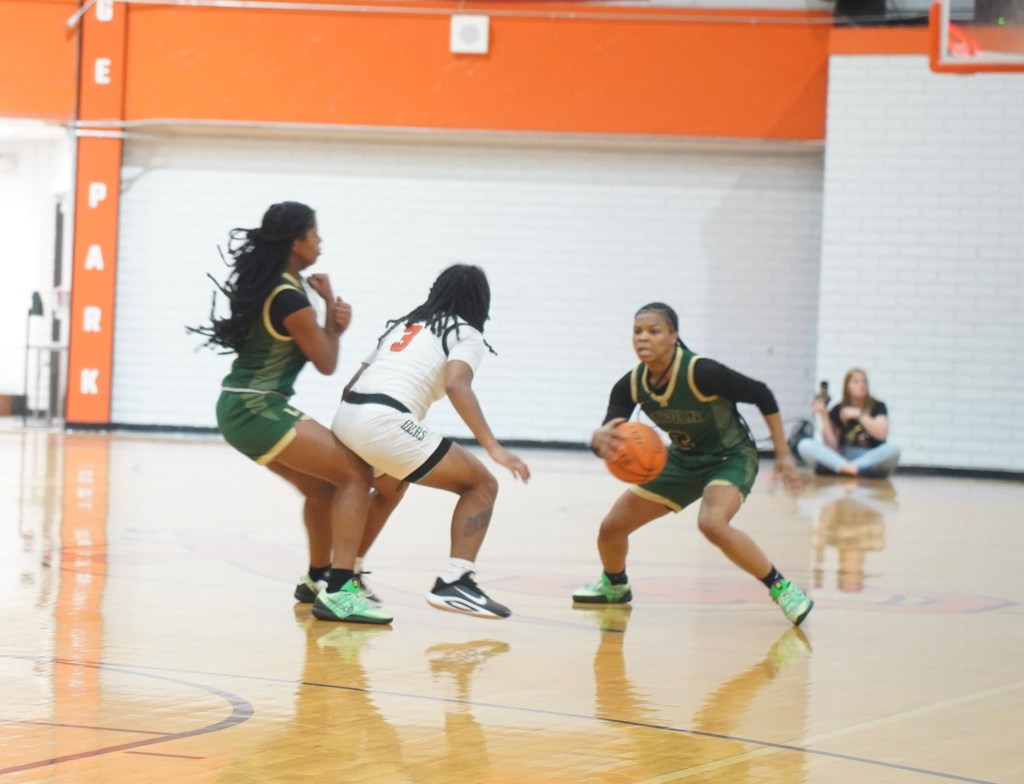 Orange Park Christmas Classic: Senior Guards Set the Tone