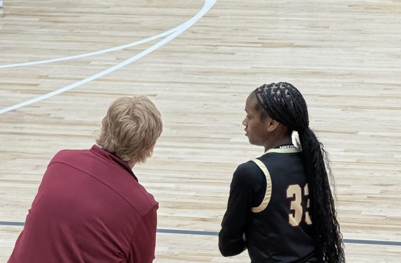 Holiday Hoops: Freshmen Finding Flow