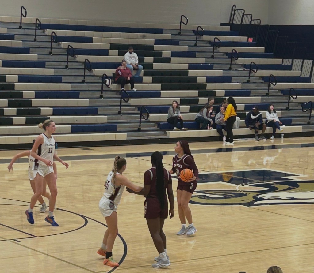 Pre-Holiday Hoops At Indy