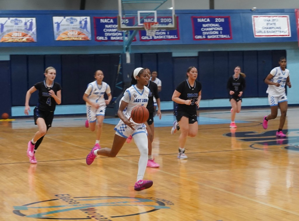 Standout Guards on the Independent Grind