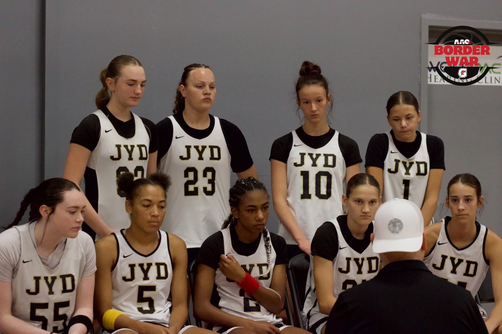 Brooklyn, Bentli, Barrett and more from JYD vs AAO Flight 2028
