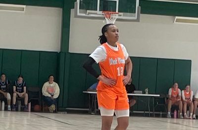 Chami “Mimi” Williams Shines at Live at the Lakepoint