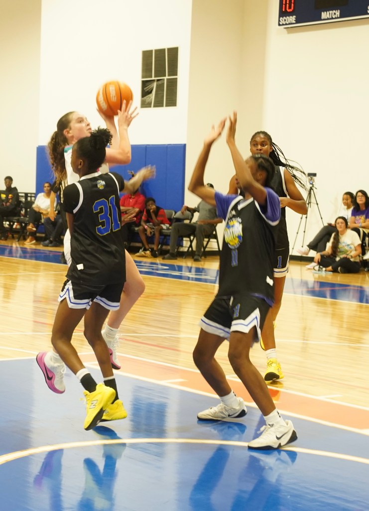 Brawl at the Palms – Day 1 Tone Setters in the 15U Division