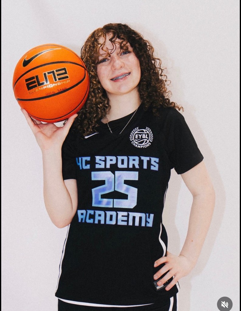 Mackenzie Szejna