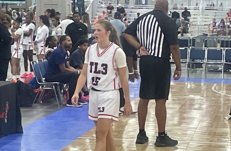 Who Were the Friday Standouts at the Run 4 Roses