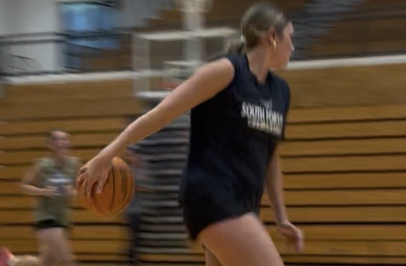 P4 Coaches Take In Open Gym at South Forsyth