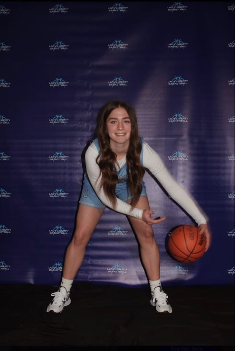 Zoe Rector
