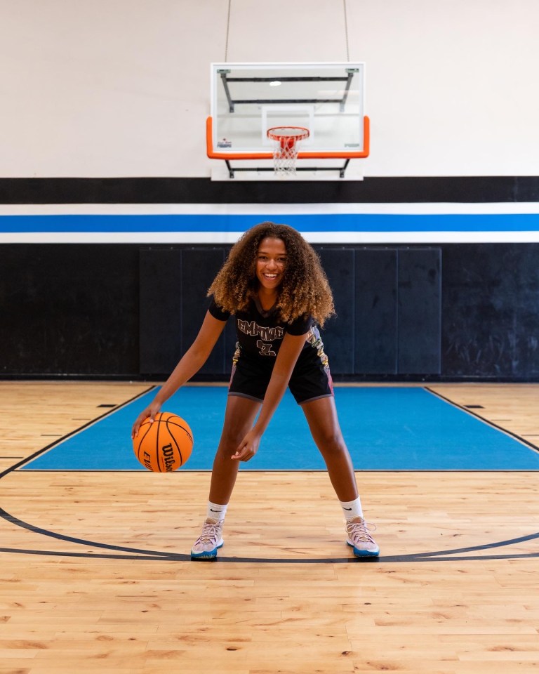 Kira Carter