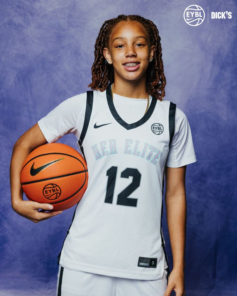 Mackenzie Larkins