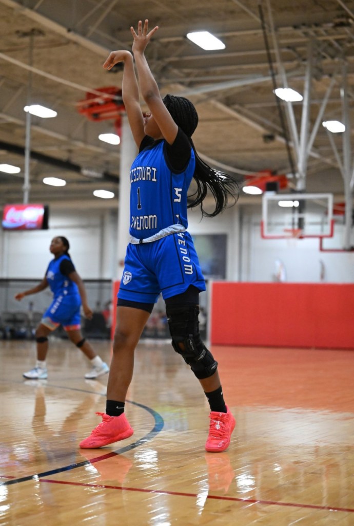 Azaria Sutton