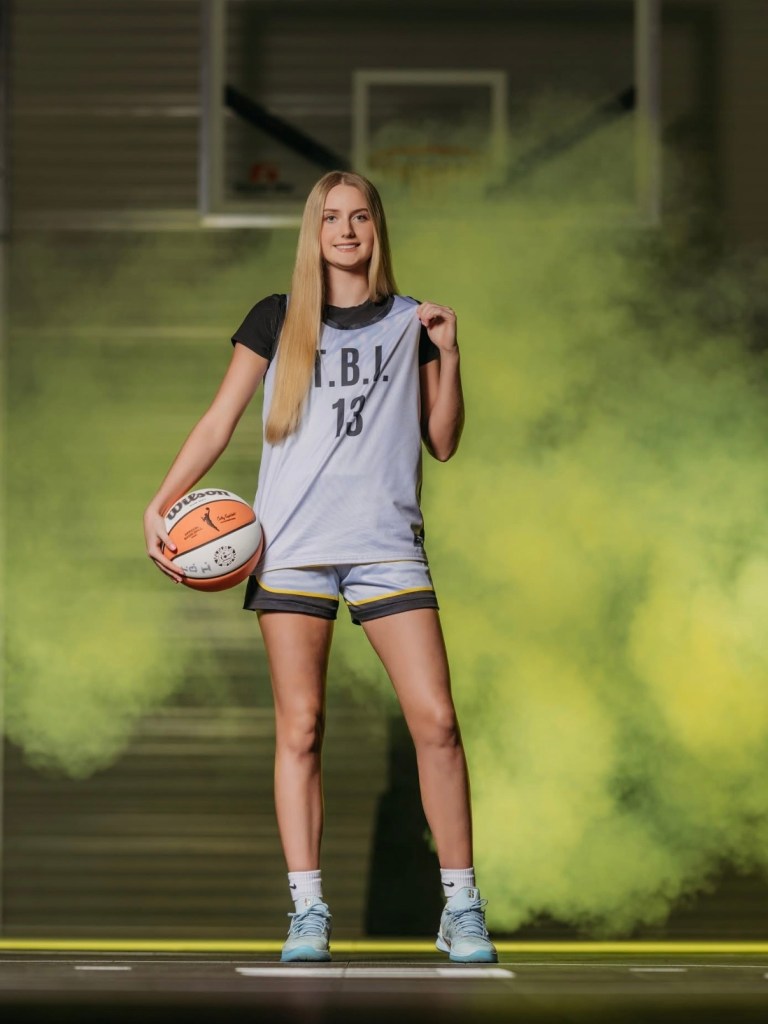Ella Hamill