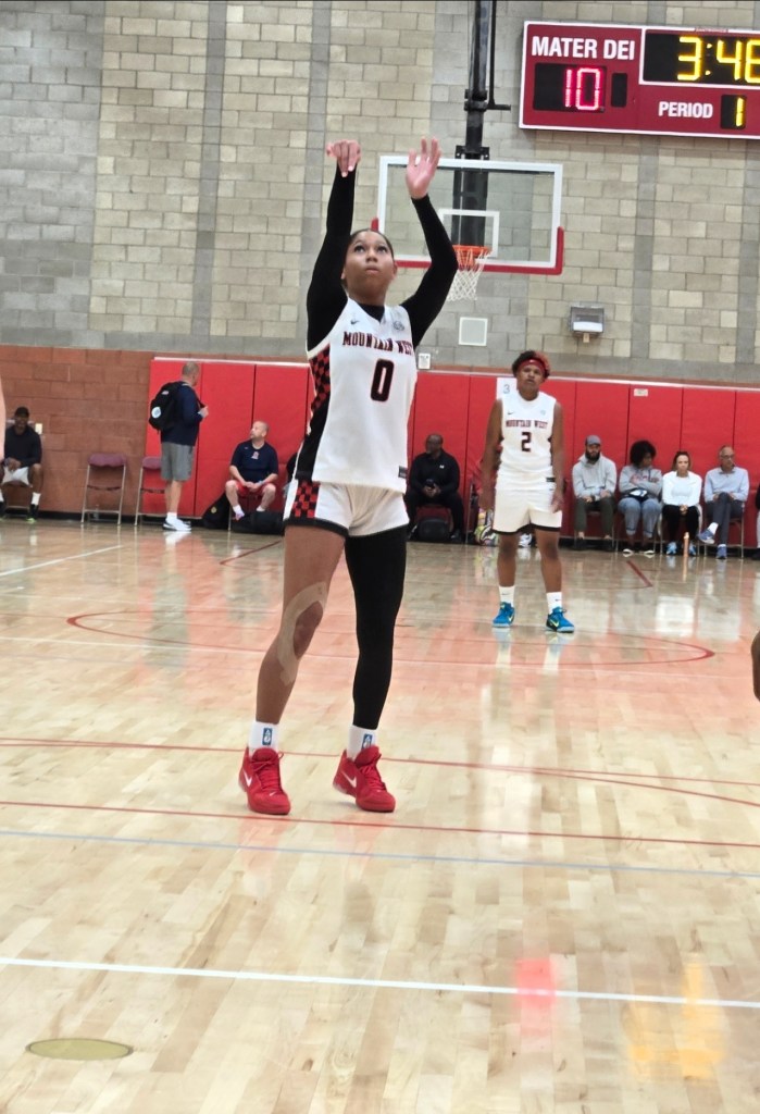 Contessa Ivy